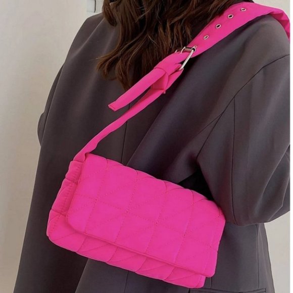hot pink quilted shoulder bag trending cute fun - Picture 7 of 7